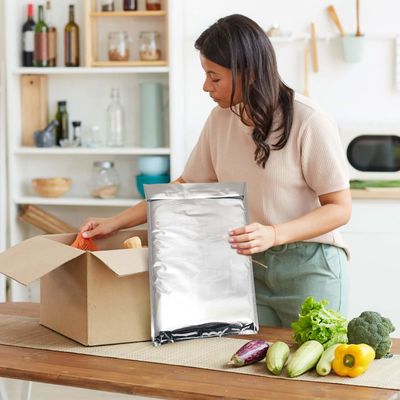 Foil métallique d'aluminium jetable chaud froid thermiquement isolé refroidisseur à bulles